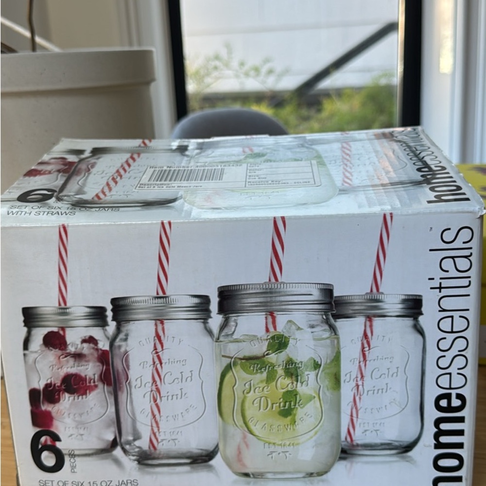 Home Essentials Clear Mason Jar Set with Red Straws